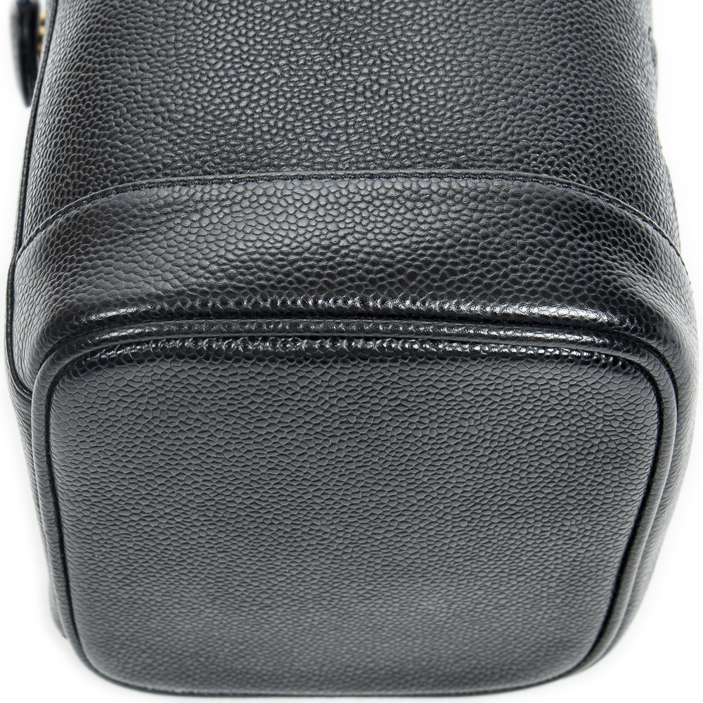 Chanel CC Tall Vanity Case - Picture 7 of 11